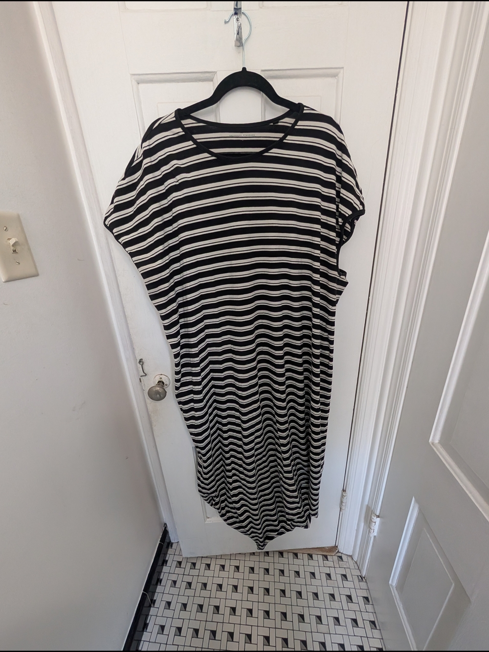 Universal Standard Black And White Striped Geneva Dress Large (20/22) - Picture 3 of 6
